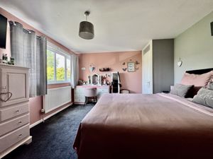 Photo 1- click for photo gallery